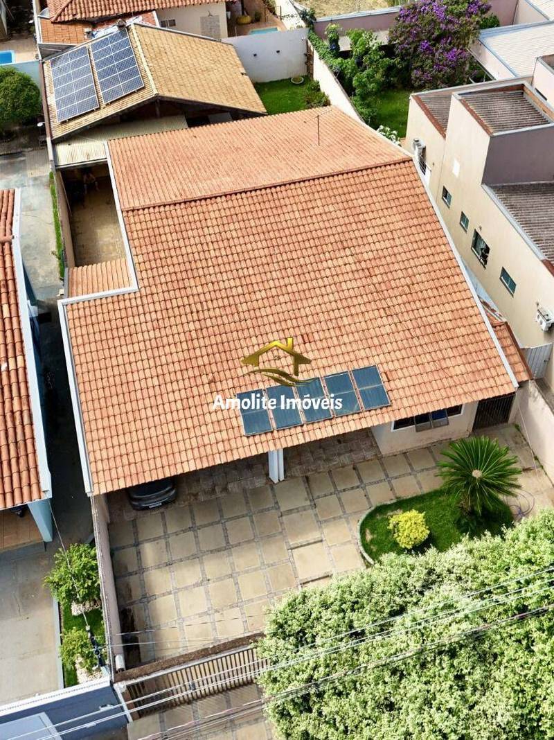 Casa com 3 quartos à venda, 270m² — foto 29 de 37