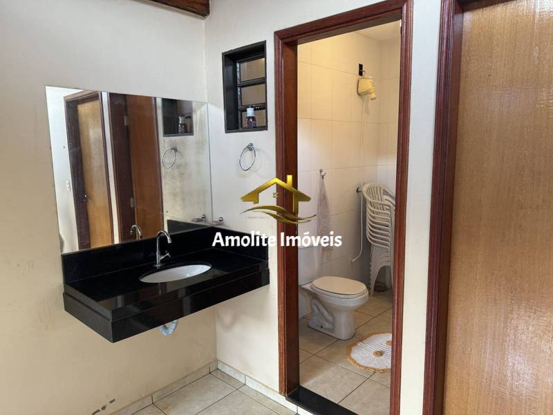 Casa com 3 quartos à venda, 270m² — foto 9 de 37