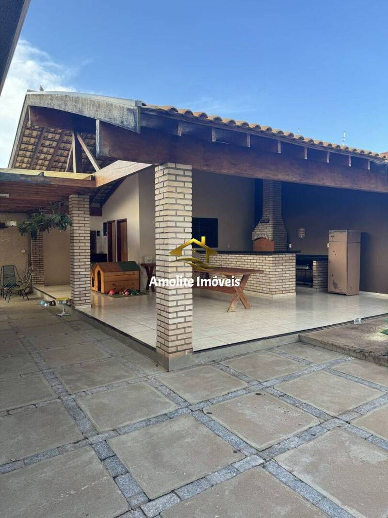 Casa com 3 quartos à venda, 270m² — foto 23 de 37