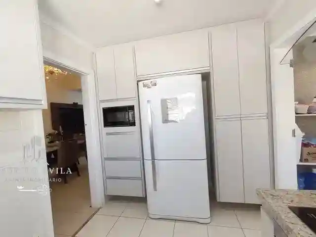 Casa de Condomínio com 4 quartos à venda, 300m² — foto 2 de 20
