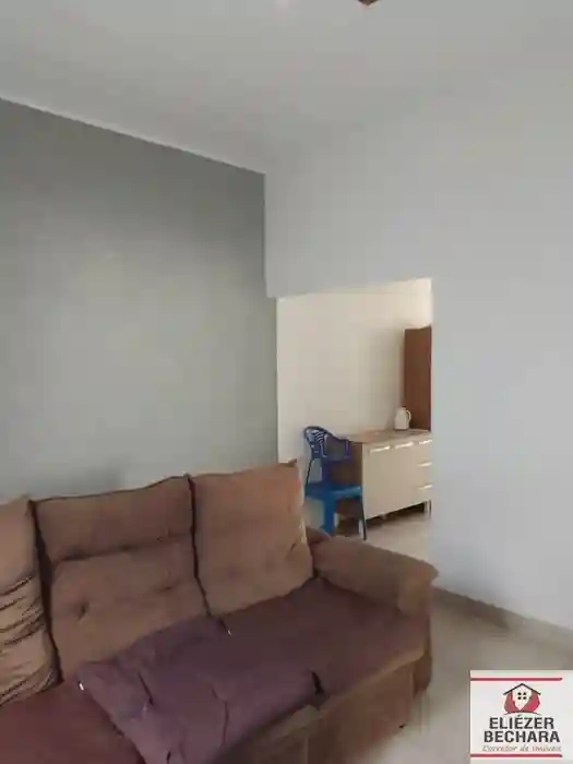 Casa com 3 quartos à venda, 110m² — foto 2 de 13