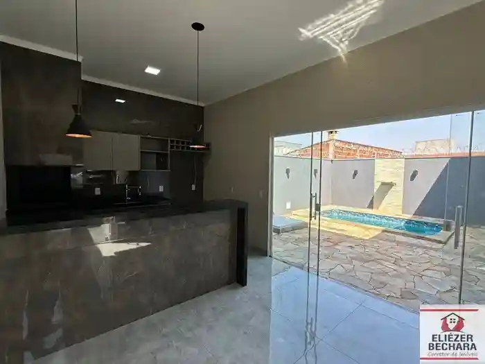 Casa com 2 quartos à venda, 106m² — foto 1 de 15