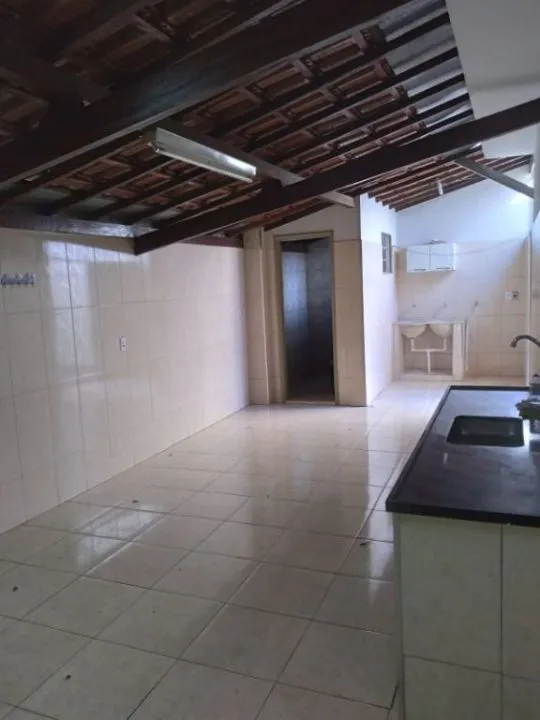 Casa à venda — foto 4 de 6