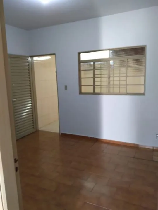 Casa à venda — foto 6 de 6