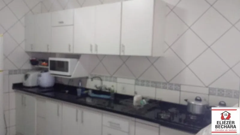 Casa à venda — foto 6 de 8