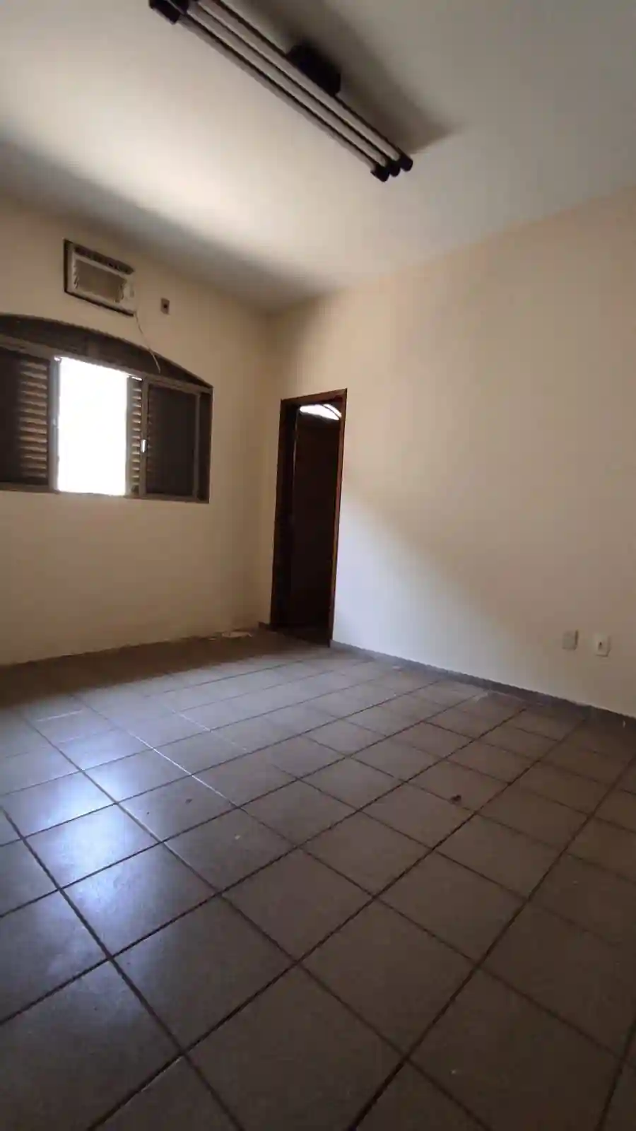 Casa com 3 quartos à venda, 474m² — foto 10 de 24