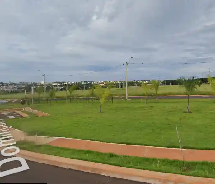 Terreno / Lote / Condomínio  à venda, 209m² — foto 1 de 3