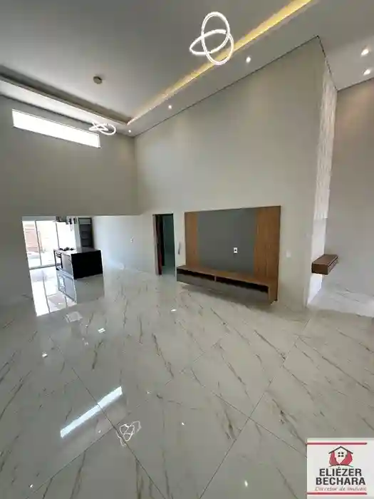 Casa com 3 quartos à venda, 159m² — foto 1 de 27