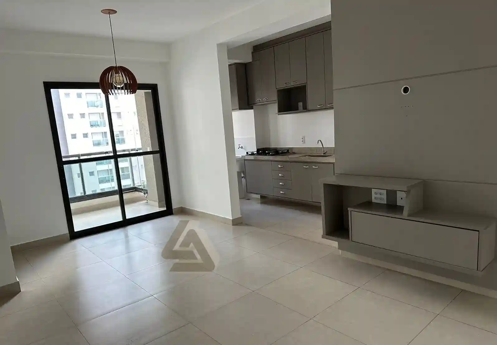 Apartamento com 3 quartos à venda, 80m² — foto 3 de 14
