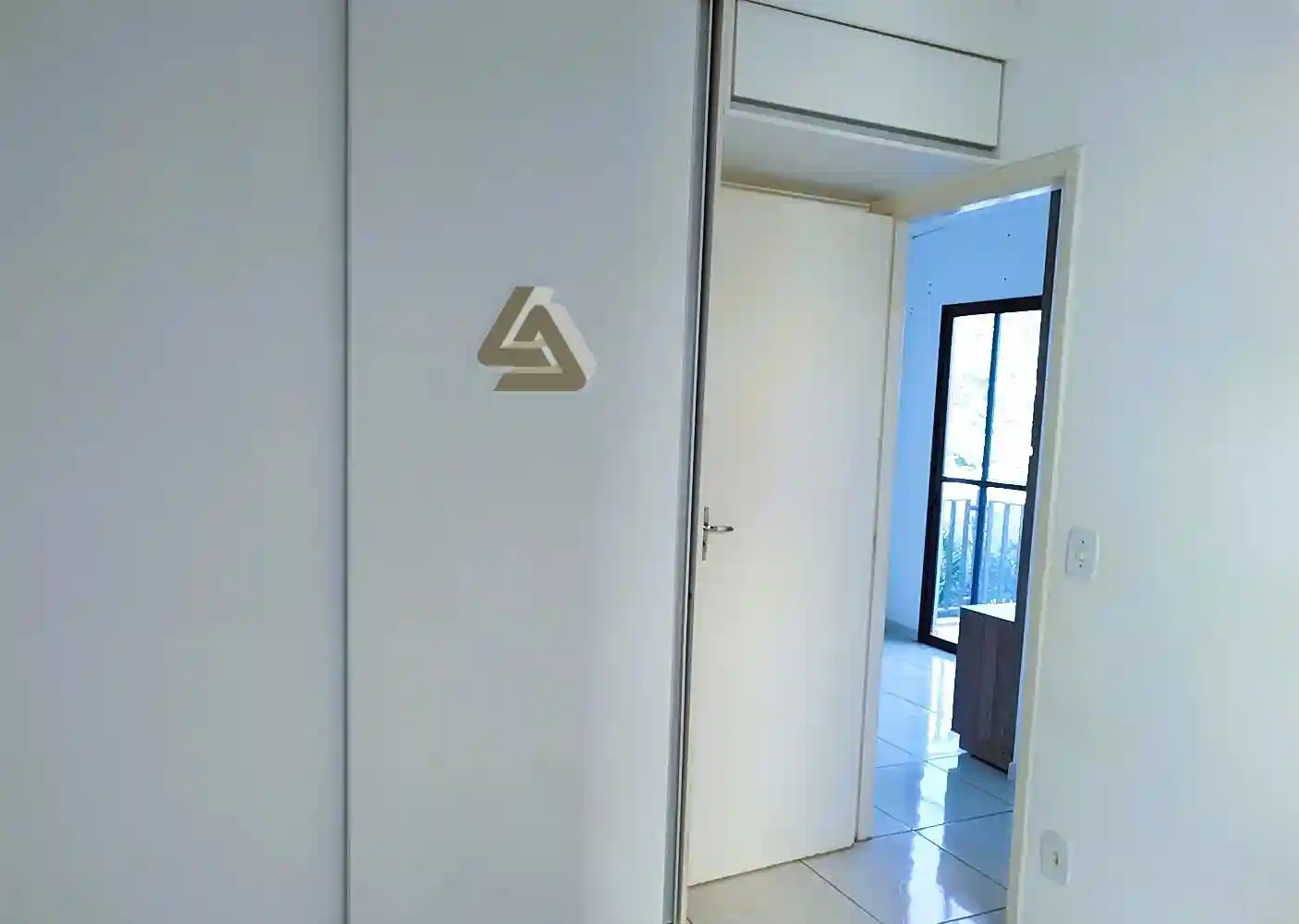 Apartamento com 2 quartos para aluguel, 50m² — foto 8 de 10
