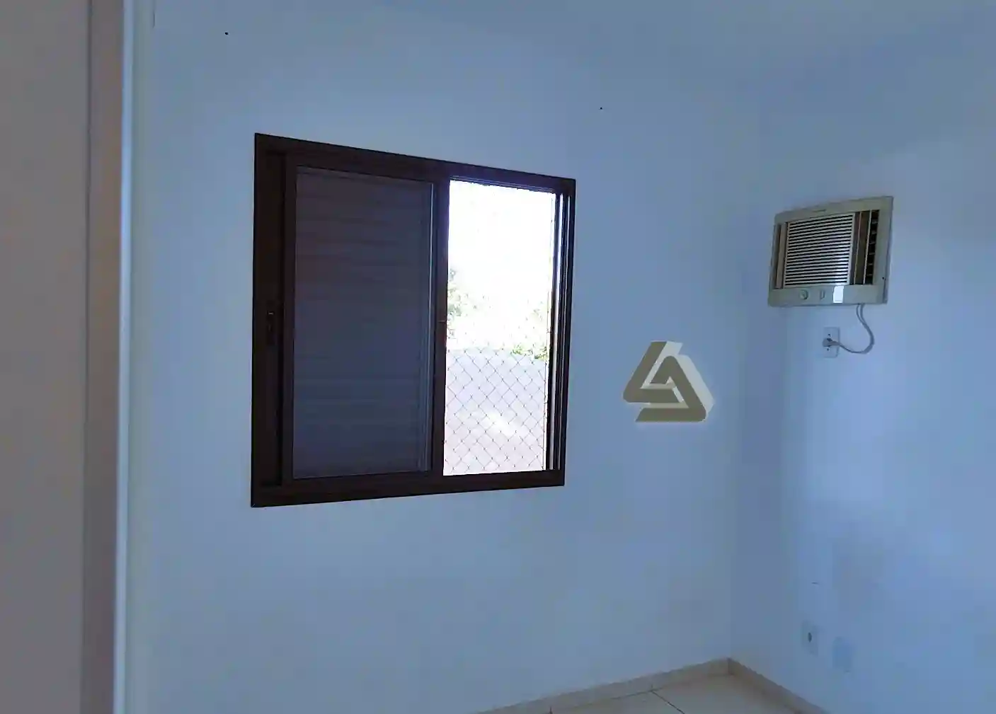 Apartamento com 2 quartos para aluguel, 50m² — foto 6 de 10