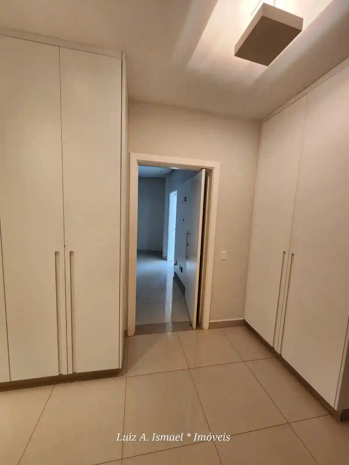 Casa de Condomínio com 4 quartos para aluguel, 500m² — foto 52 de 59