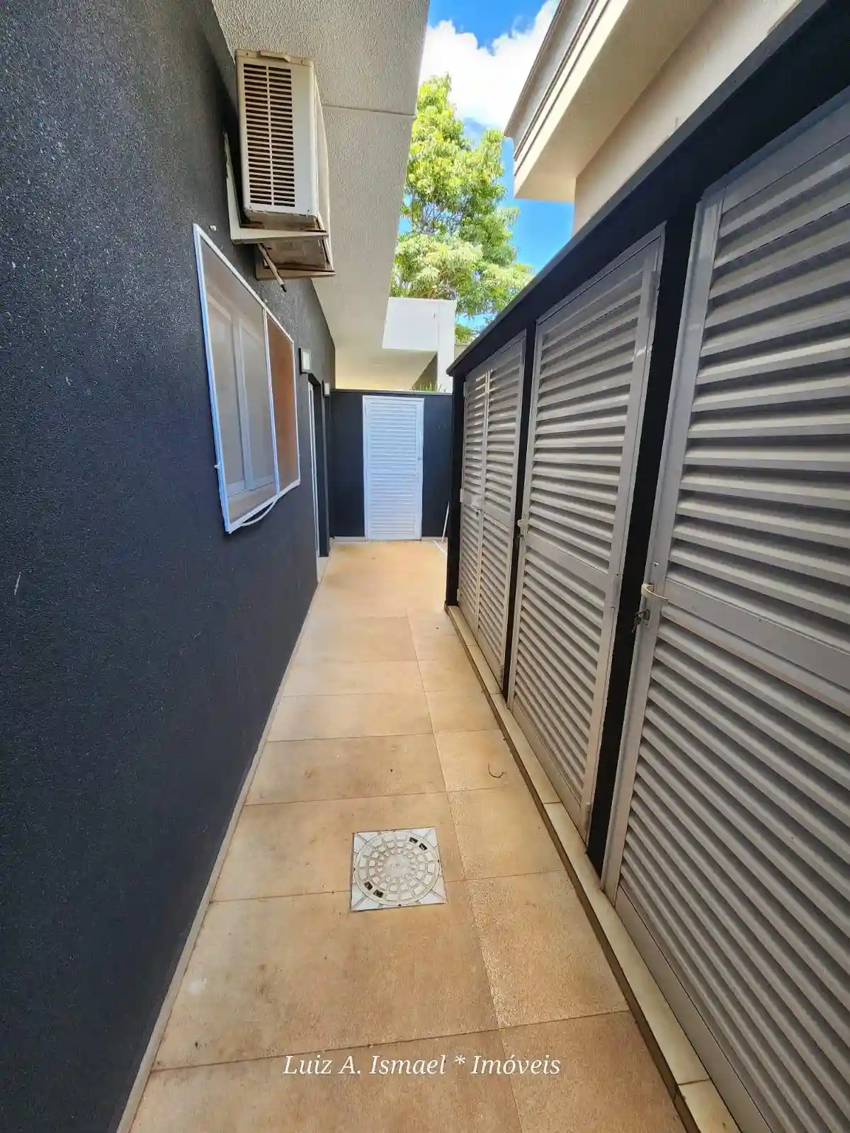 Casa de Condomínio com 4 quartos para aluguel, 500m² — foto 7 de 59