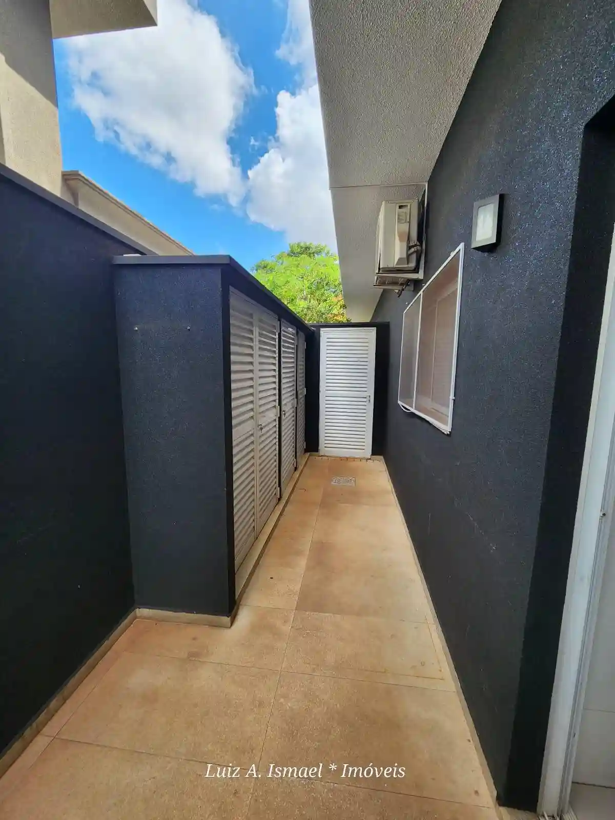 Casa de Condomínio com 4 quartos para aluguel, 500m² — foto 6 de 59