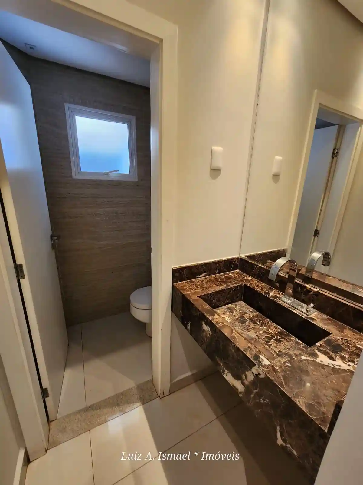 Casa de Condomínio com 4 quartos para aluguel, 500m² — foto 14 de 59