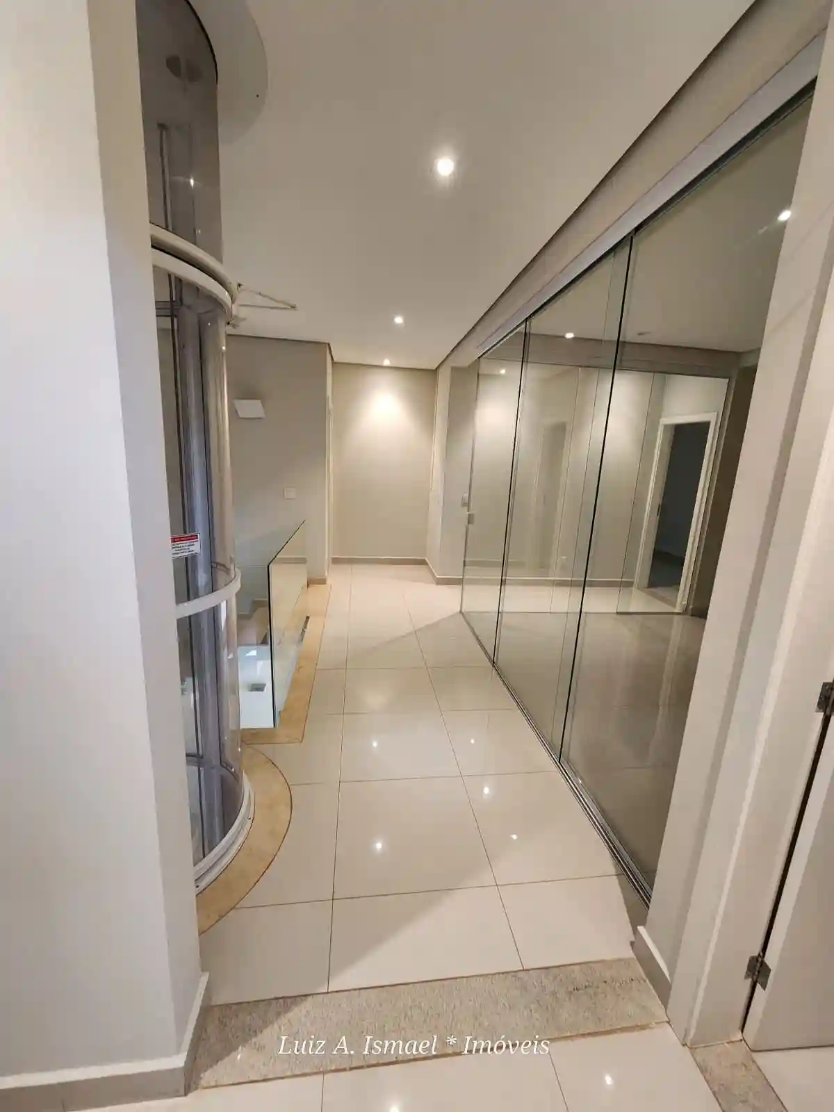 Casa de Condomínio com 4 quartos para aluguel, 500m² — foto 29 de 59