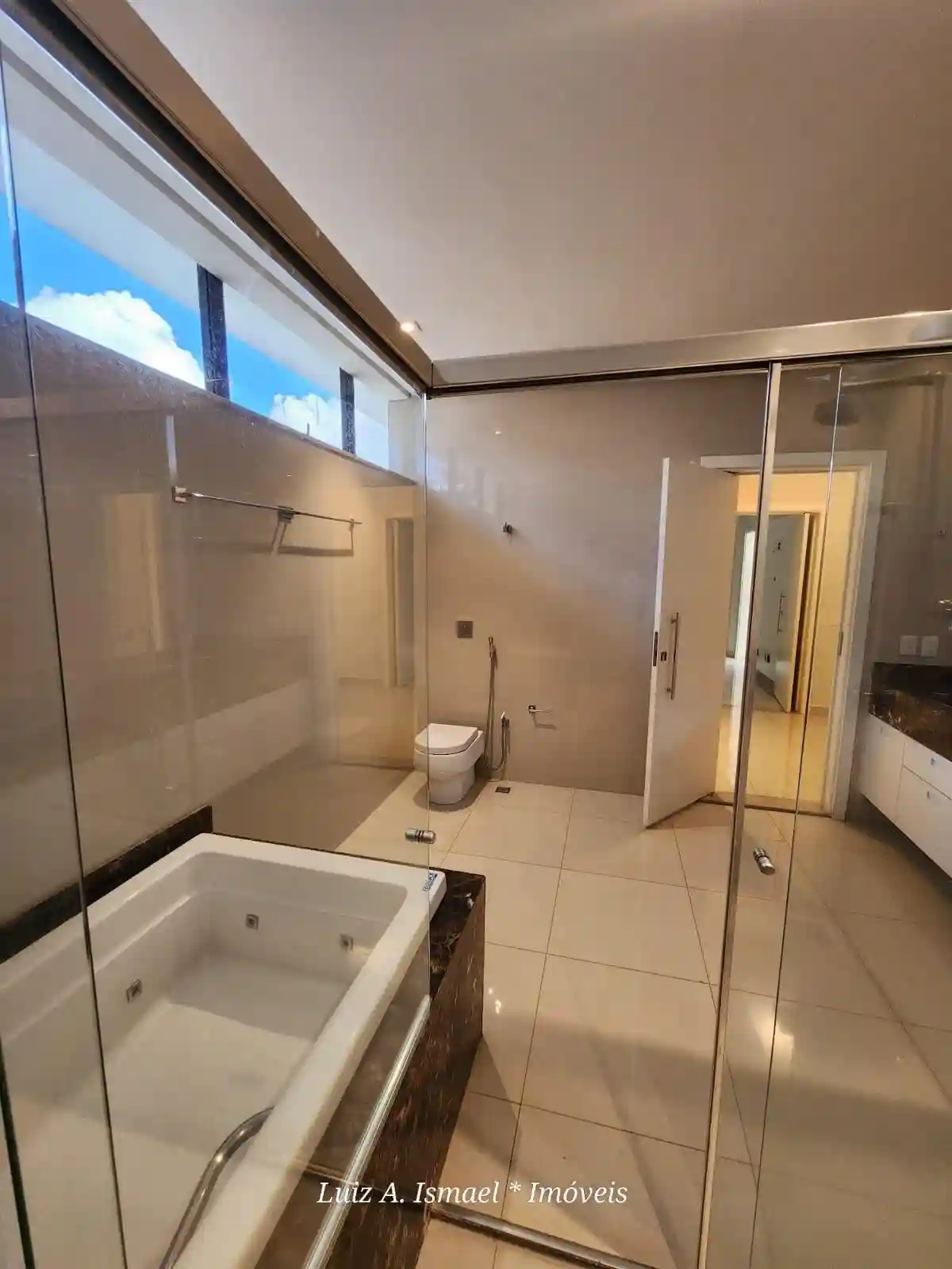 Casa de Condomínio com 4 quartos para aluguel, 500m² — foto 42 de 59