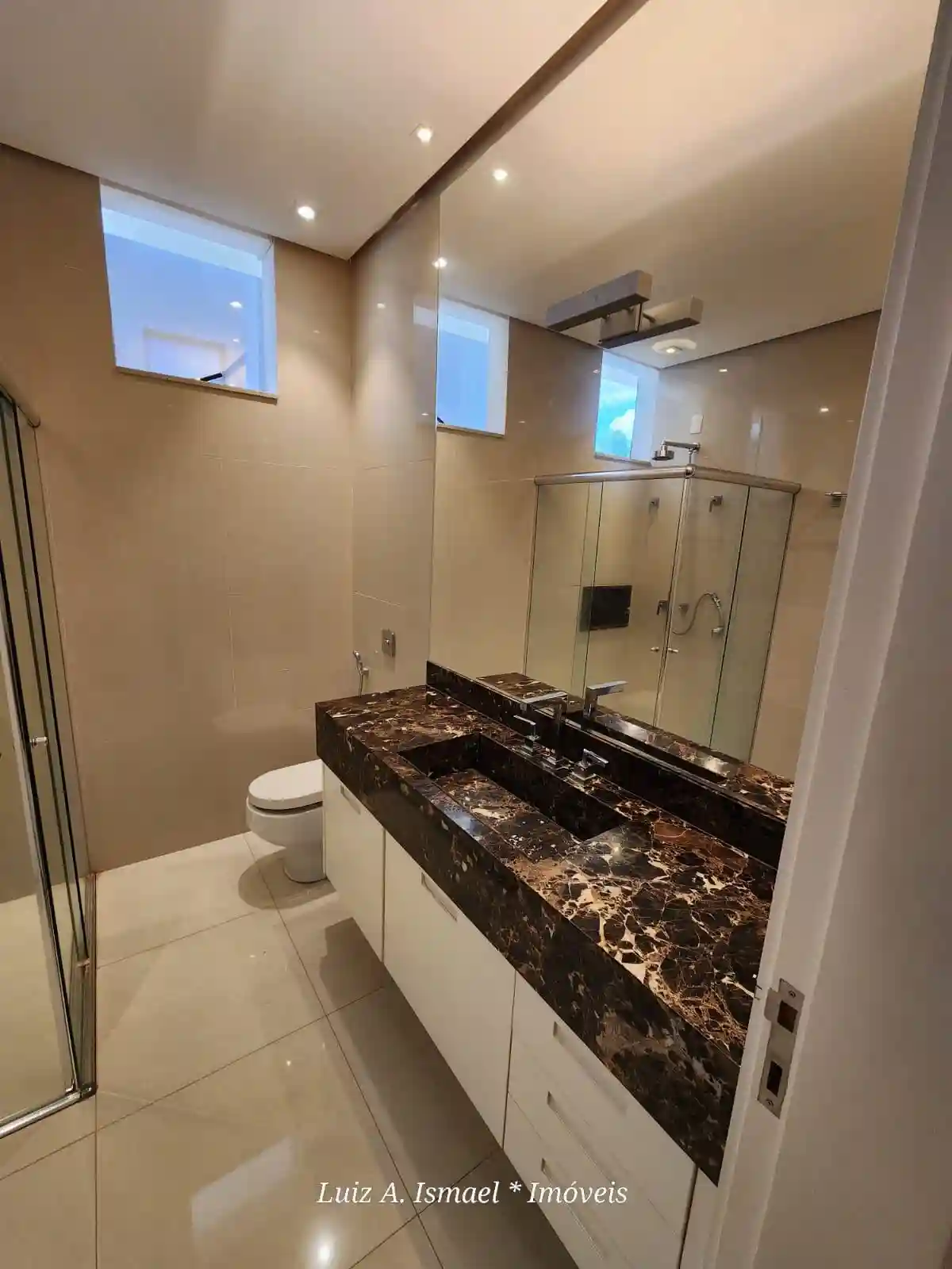 Casa de Condomínio com 4 quartos para aluguel, 500m² — foto 45 de 59