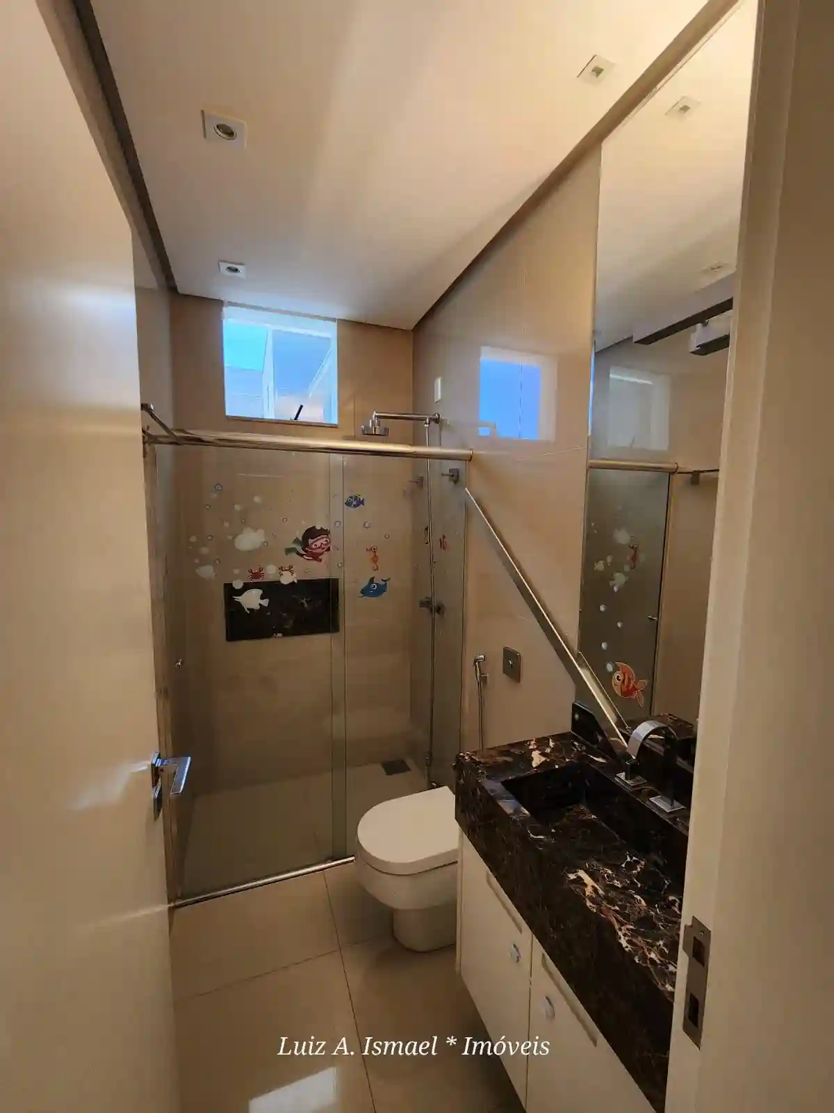 Casa de Condomínio com 4 quartos para aluguel, 500m² — foto 33 de 59