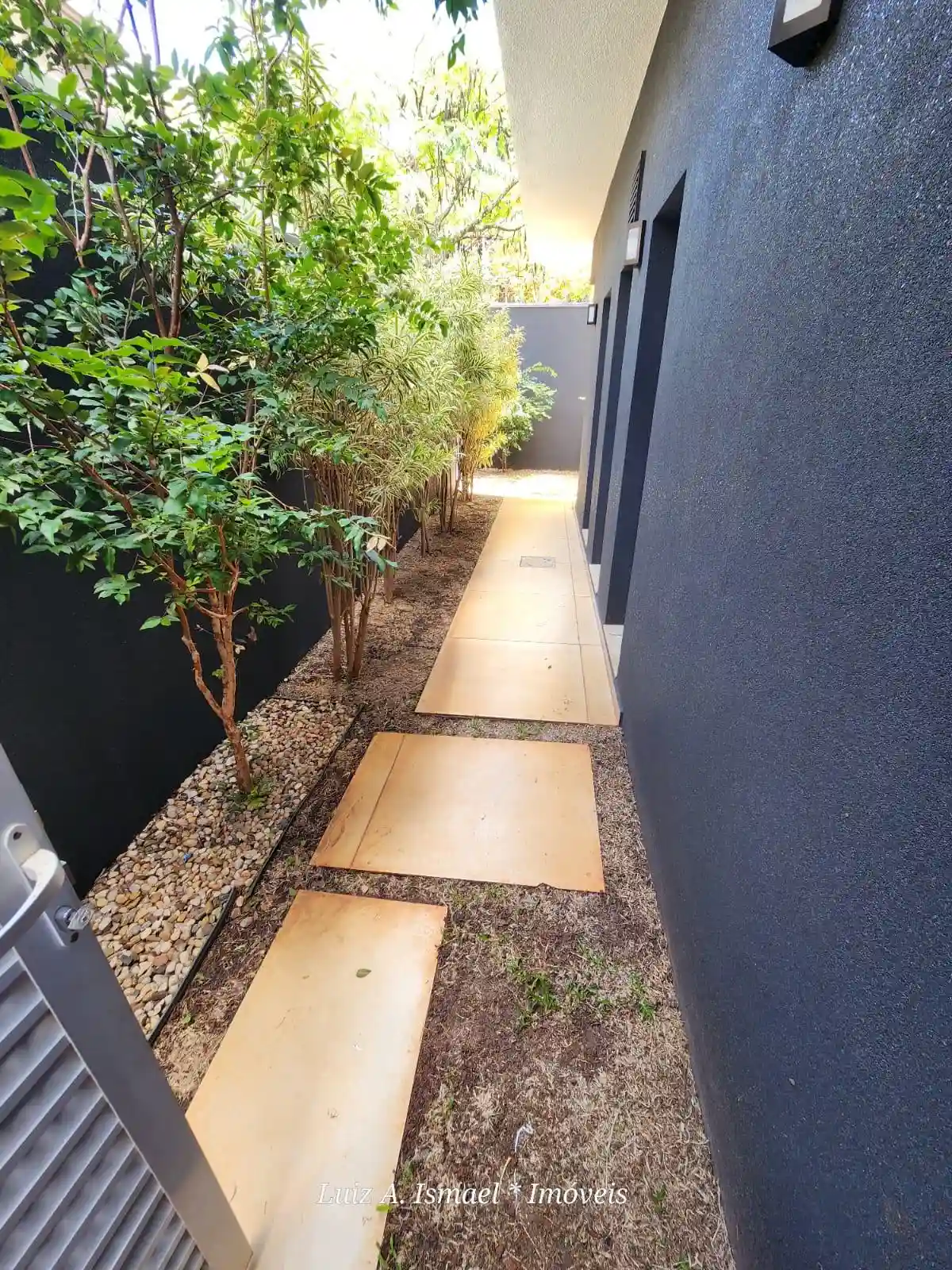 Casa de Condomínio com 4 quartos para aluguel, 500m² — foto 5 de 59