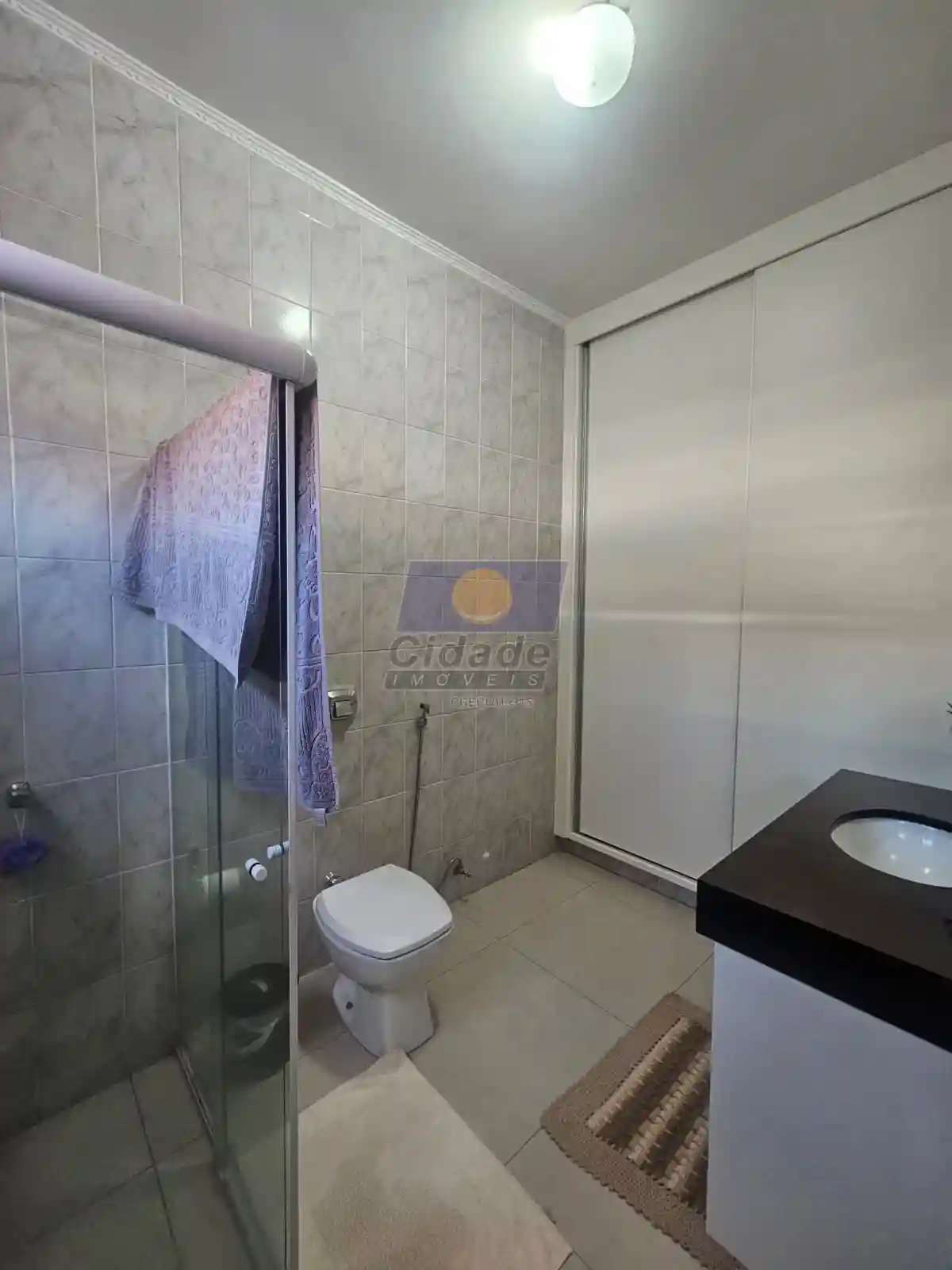 Casa com 3 quartos à venda, 204m² — foto 15 de 23