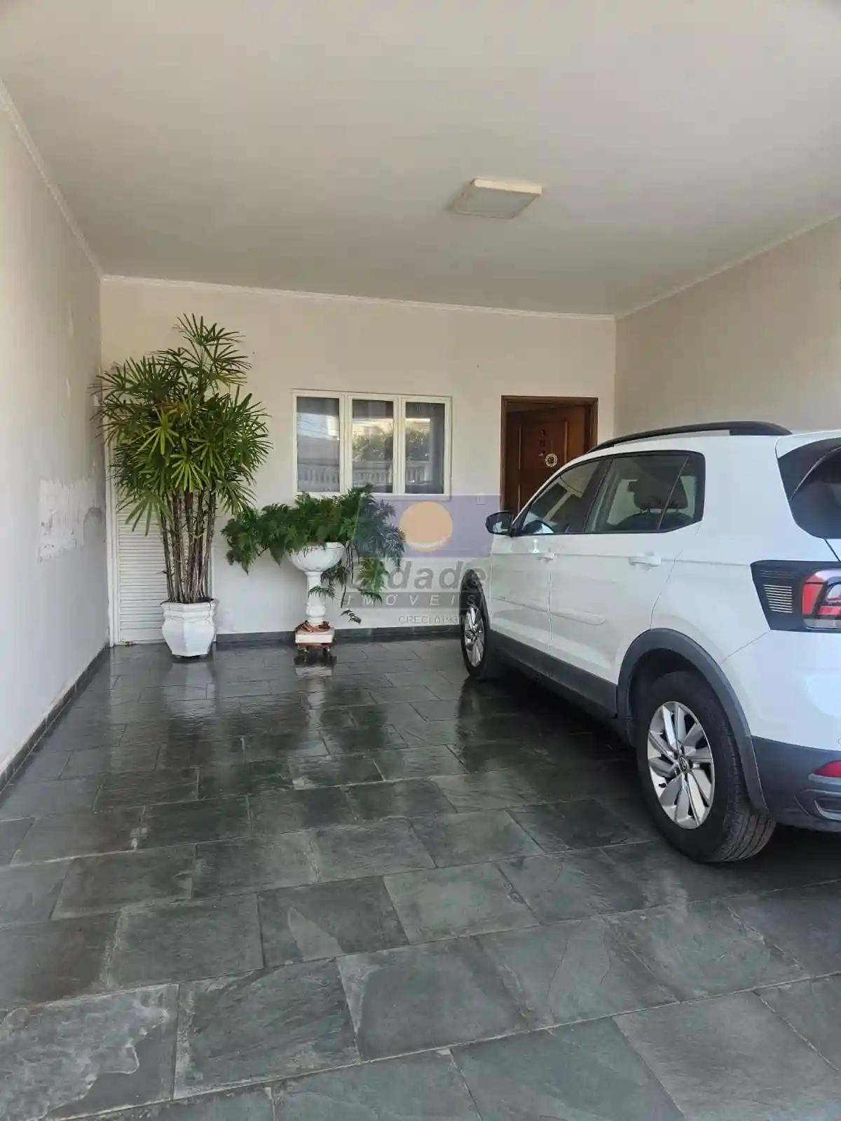 Casa com 3 quartos à venda, 204m² — foto 3 de 23