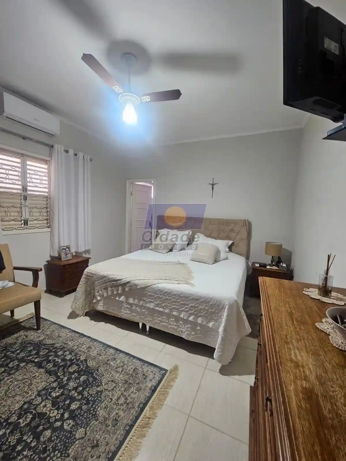 Casa com 3 quartos à venda, 204m² — foto 8 de 23