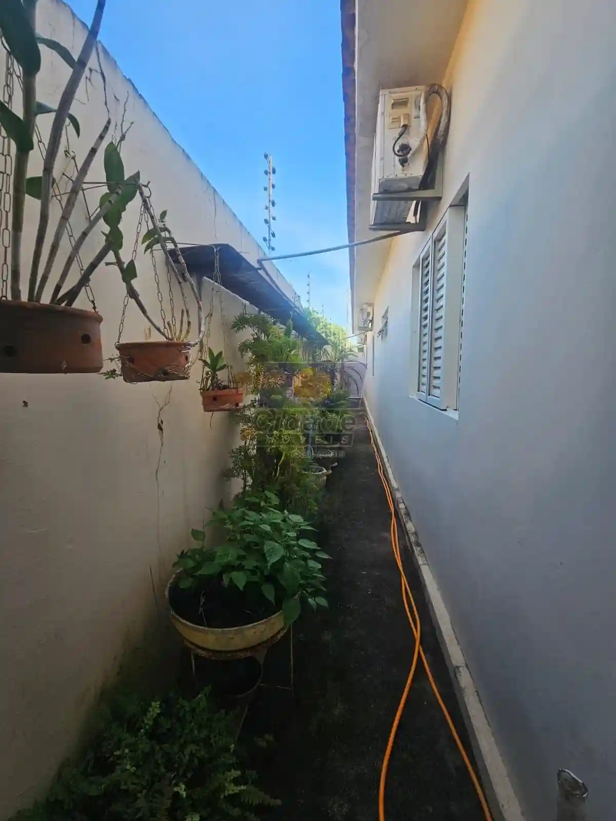Casa com 3 quartos à venda, 204m² — foto 21 de 23