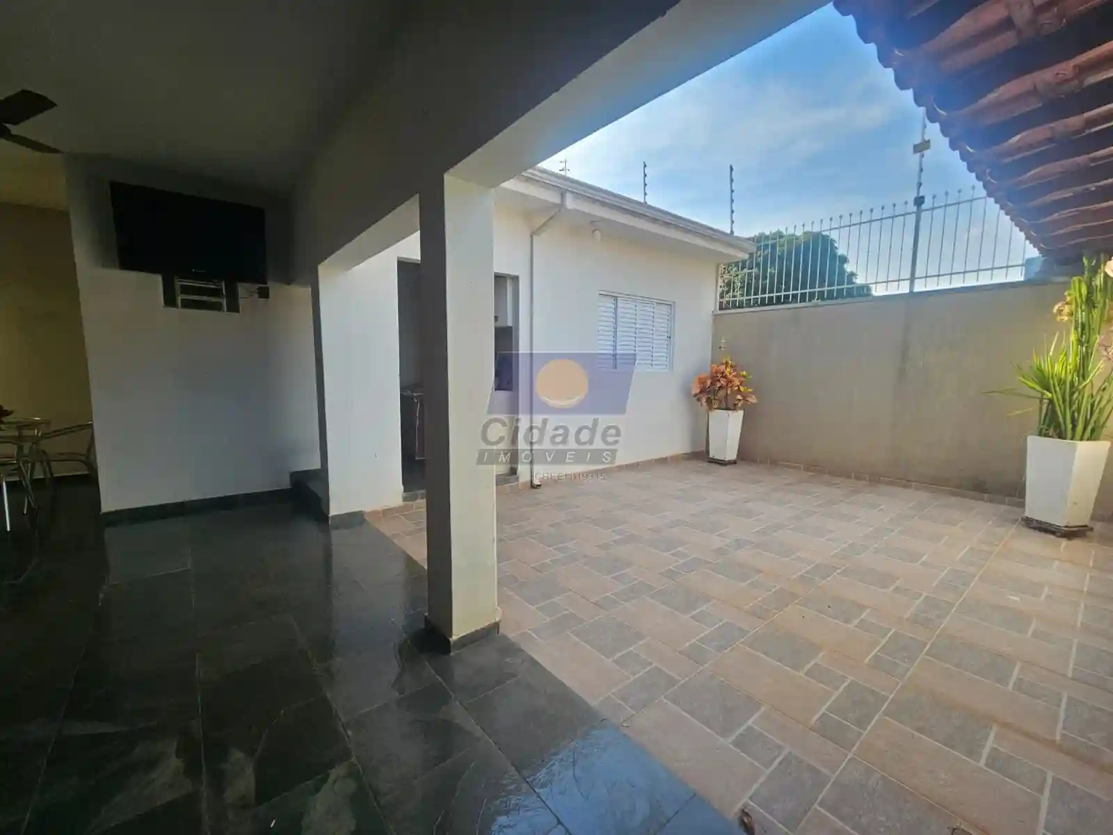 Casa com 3 quartos à venda, 204m² — foto 20 de 23