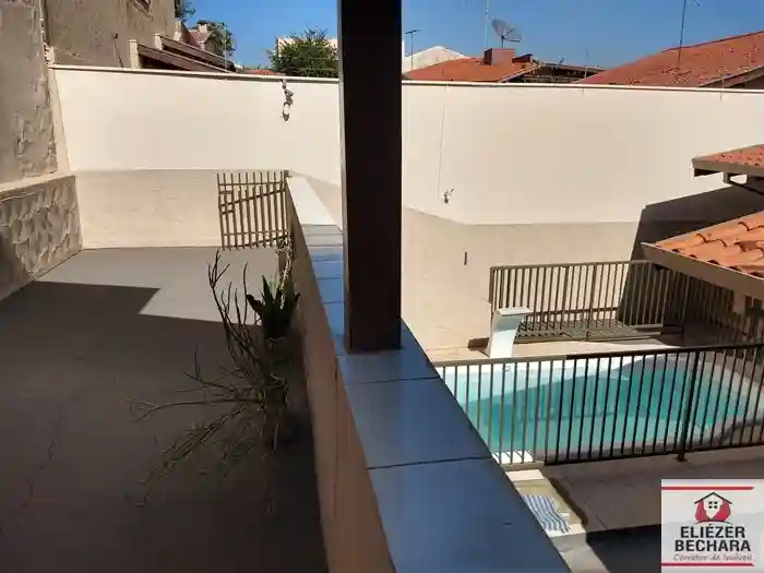 Casa com 3 quartos à venda, 240m² — foto 38 de 43