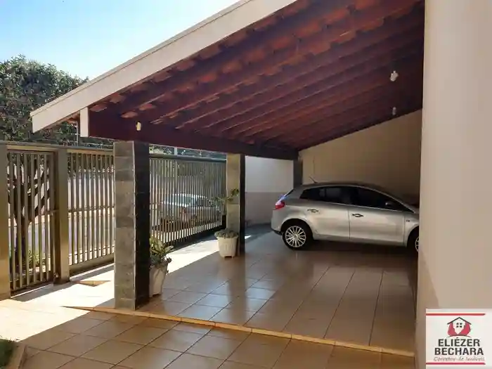 Casa com 3 quartos à venda, 240m² — foto 6 de 43