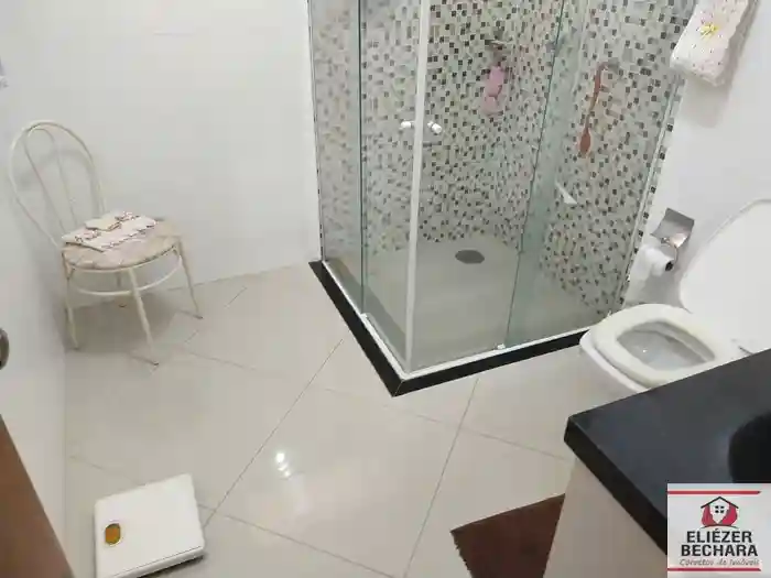 Casa com 3 quartos à venda, 240m² — foto 28 de 43