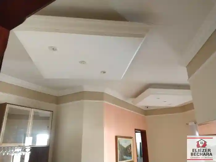 Casa com 3 quartos à venda, 240m² — foto 25 de 43