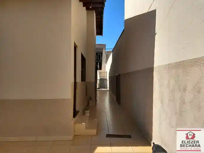Casa com 3 quartos à venda, 240m² — foto 5 de 43