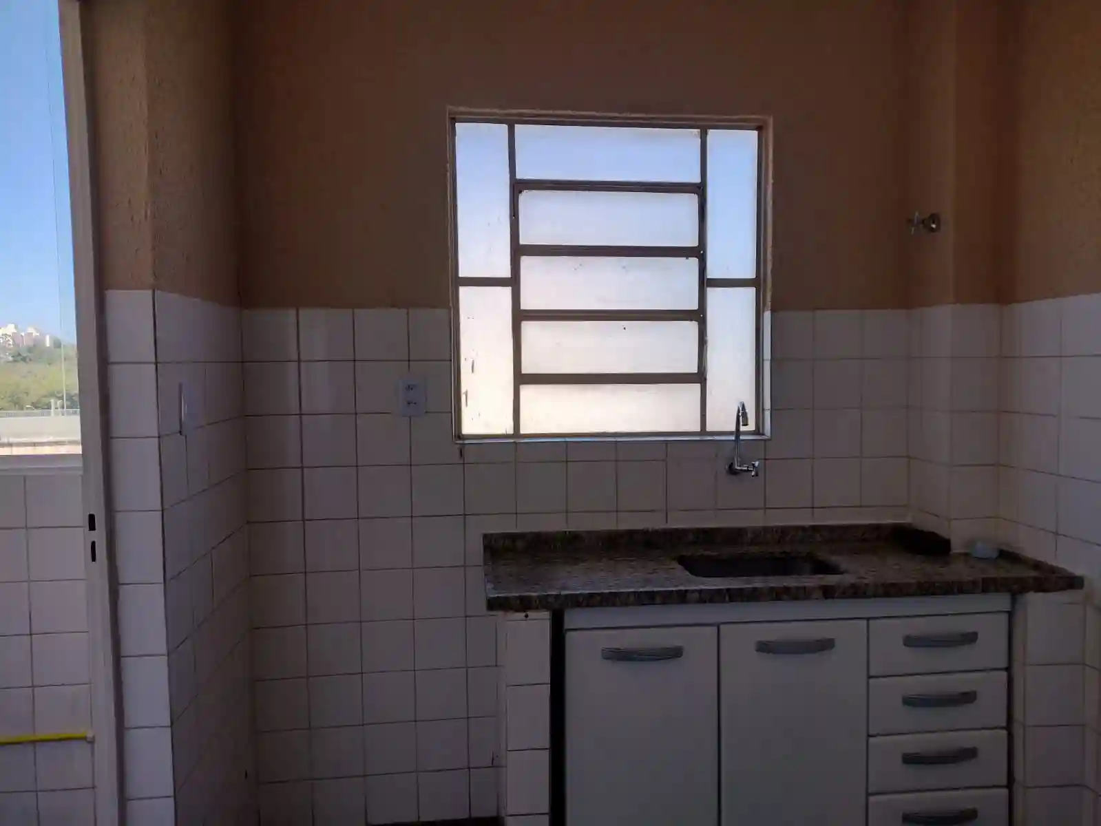 Apartamento com 2 quartos à venda, 65m² — foto 3 de 15