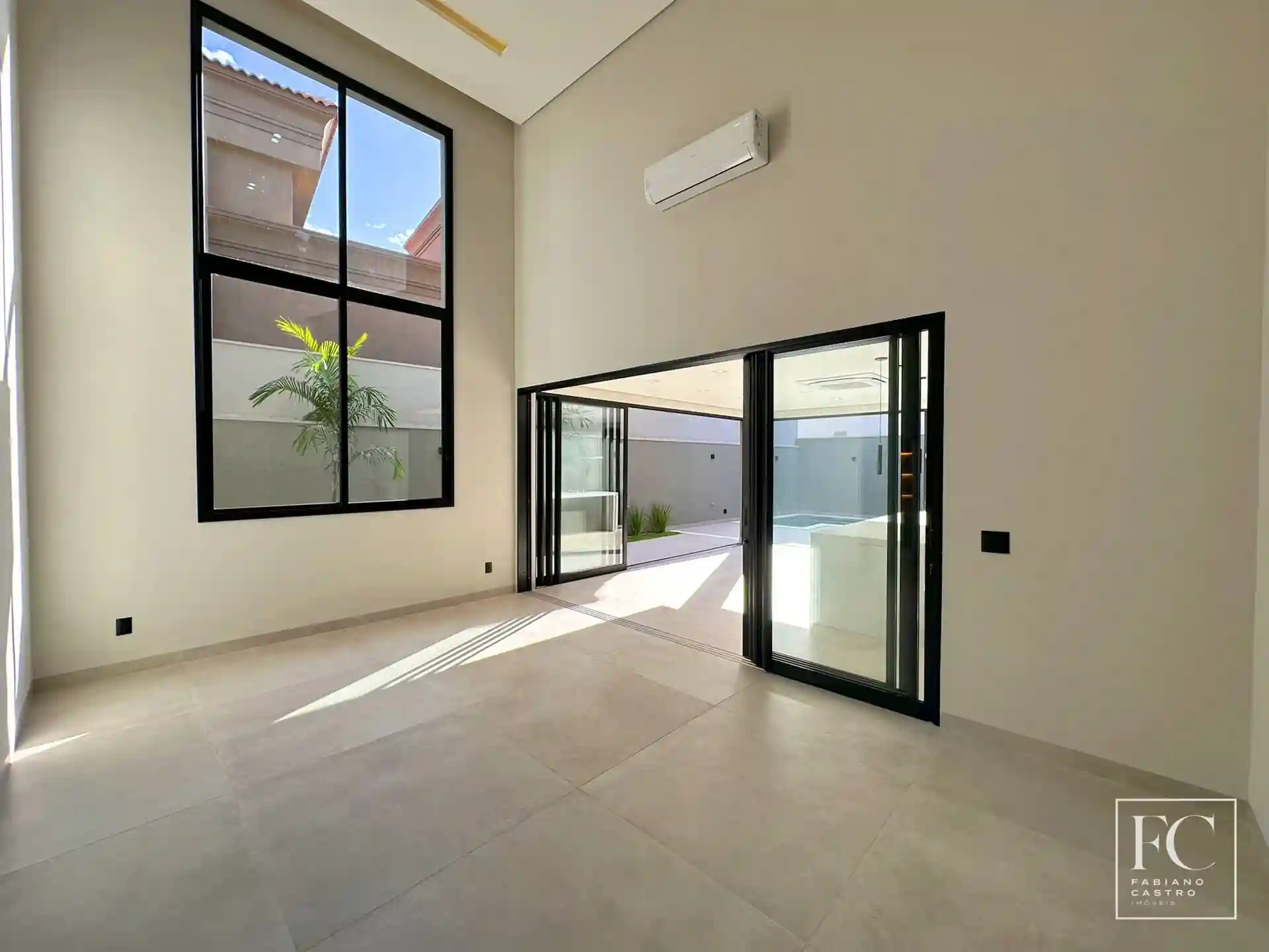 Casa de Condomínio com 3 quartos à venda, 245m² — foto 7 de 26