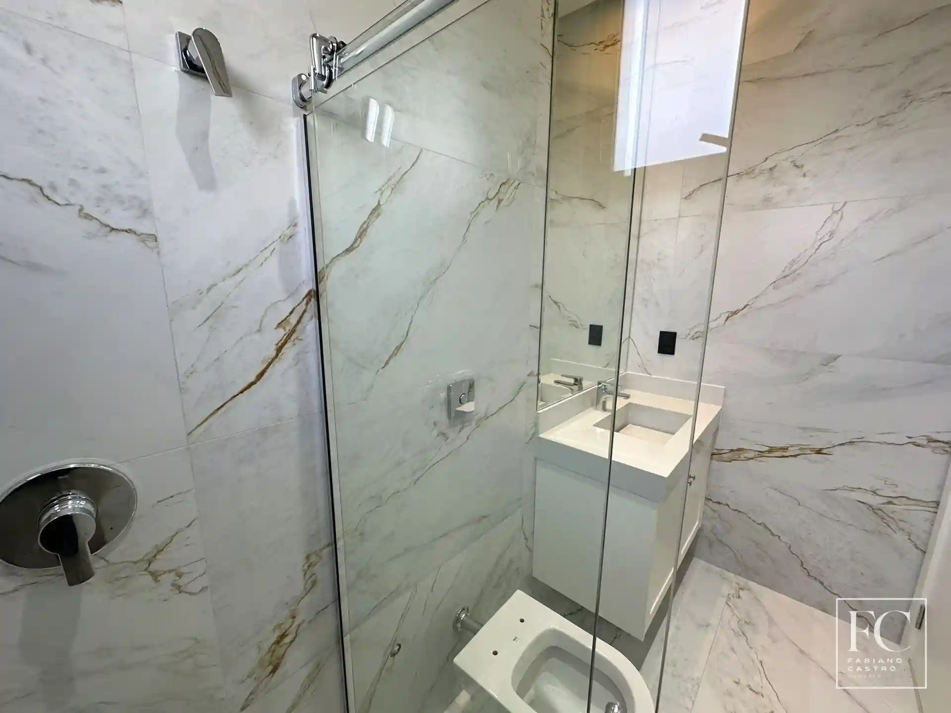 Casa de Condomínio com 3 quartos à venda, 245m² — foto 20 de 26