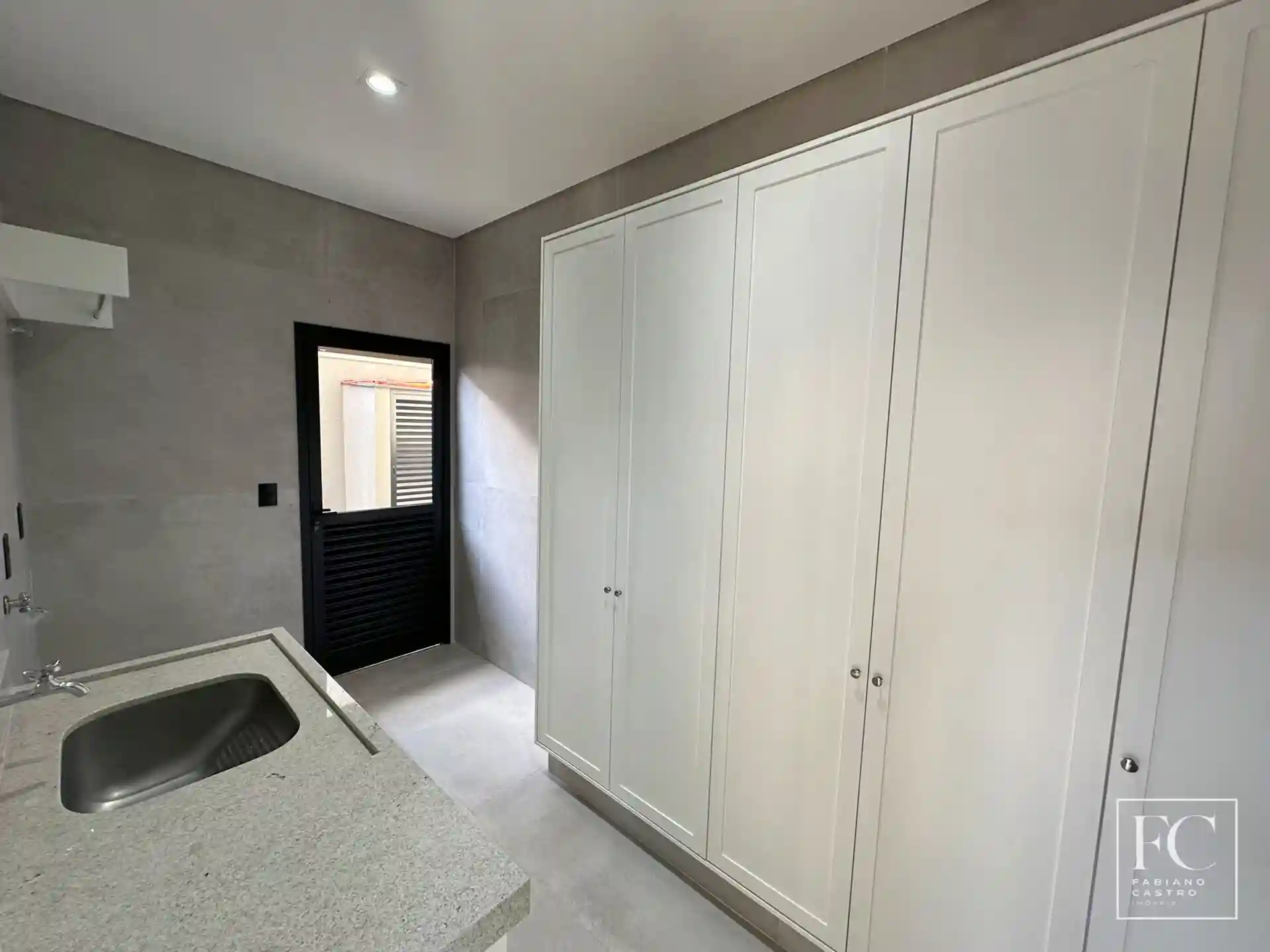 Casa de Condomínio com 3 quartos à venda, 245m² — foto 12 de 26