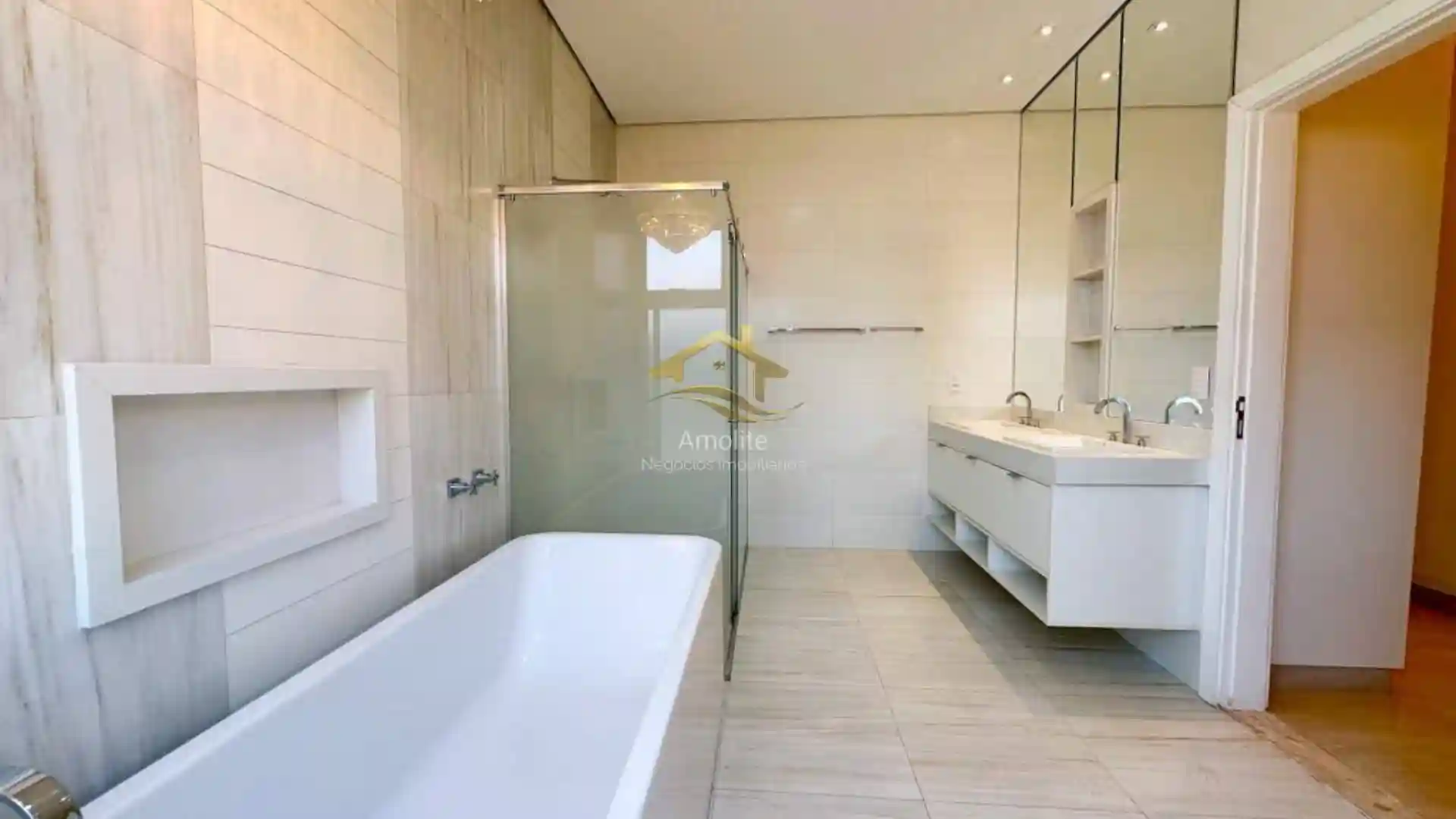 Casa de Condomínio com 3 quartos à venda, 300m² — foto 6 de 27