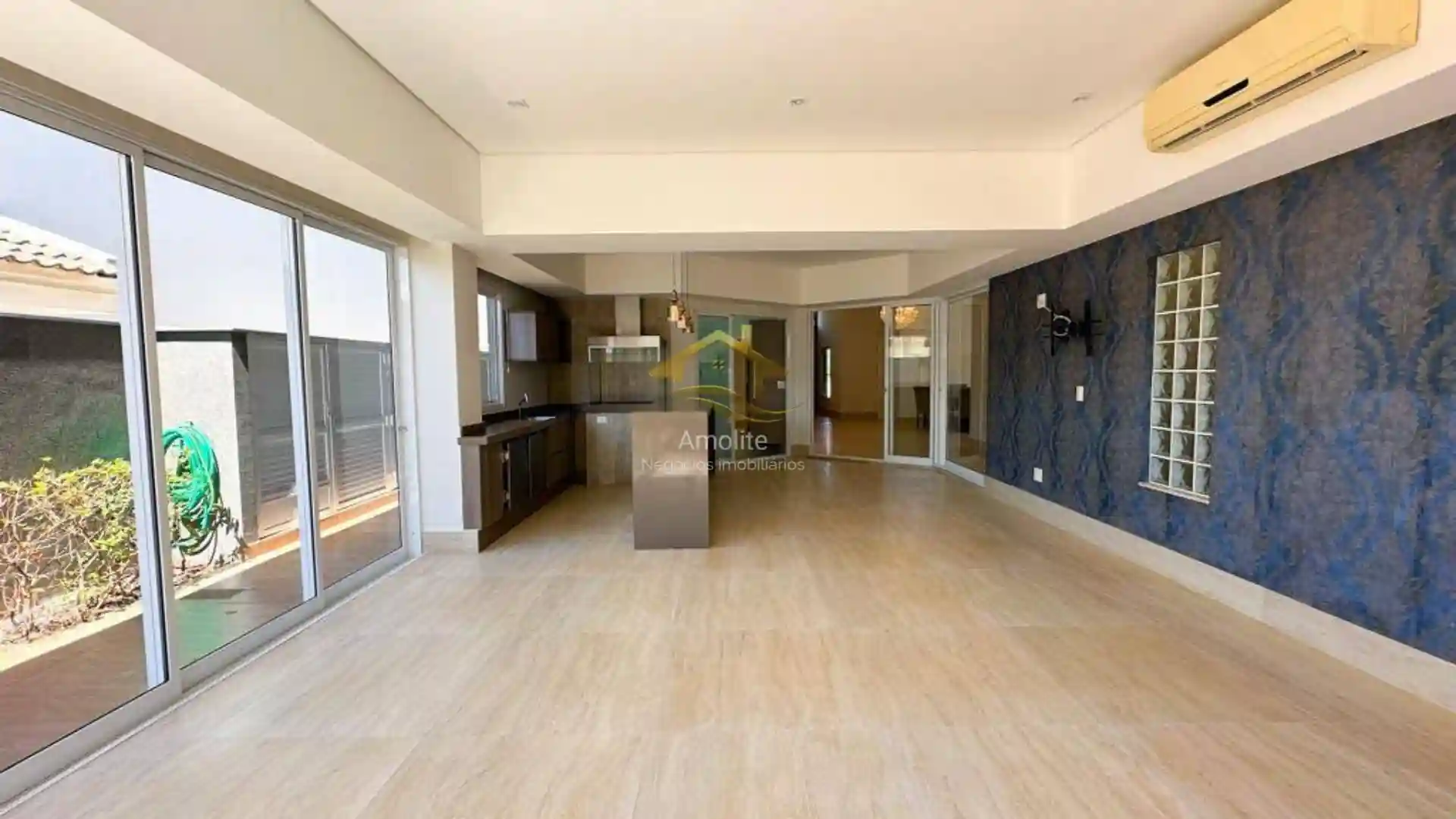 Casa de Condomínio com 3 quartos à venda, 300m² — foto 23 de 27