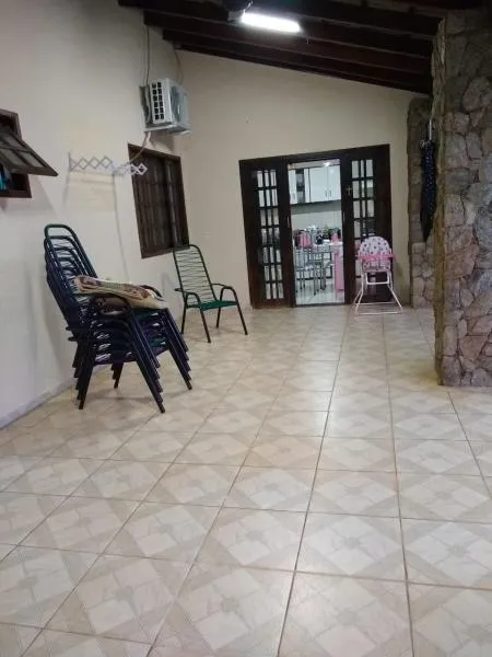 Casa à venda — foto 2 de 12
