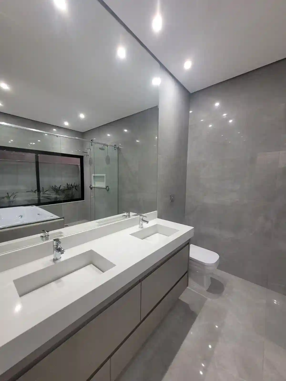 Casa de Condomínio com 4 quartos à venda, 420m² — foto 4 de 42