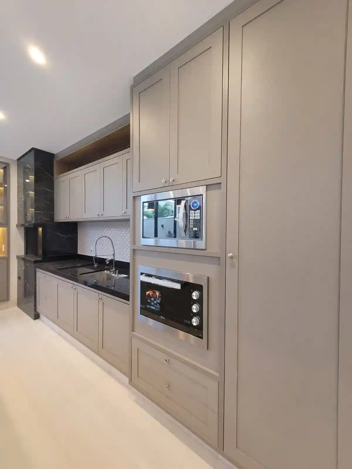 Casa de Condomínio com 4 quartos à venda, 420m² — foto 25 de 42