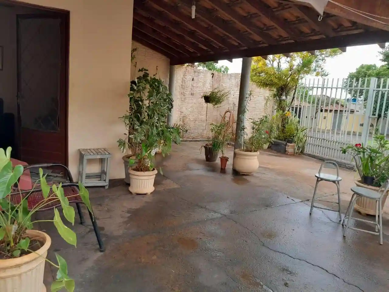 Casa com 2 quartos à venda, 222m² — foto 2 de 16