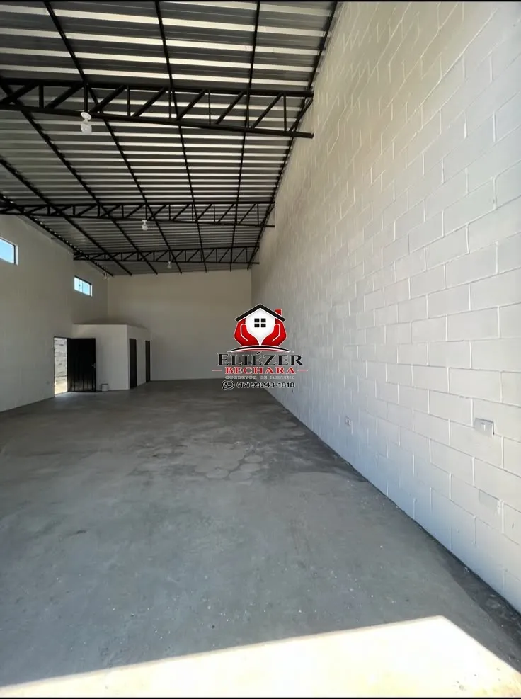 Loja / Salão / Ponto Comercial à venda, 200m² — foto 3 de 6