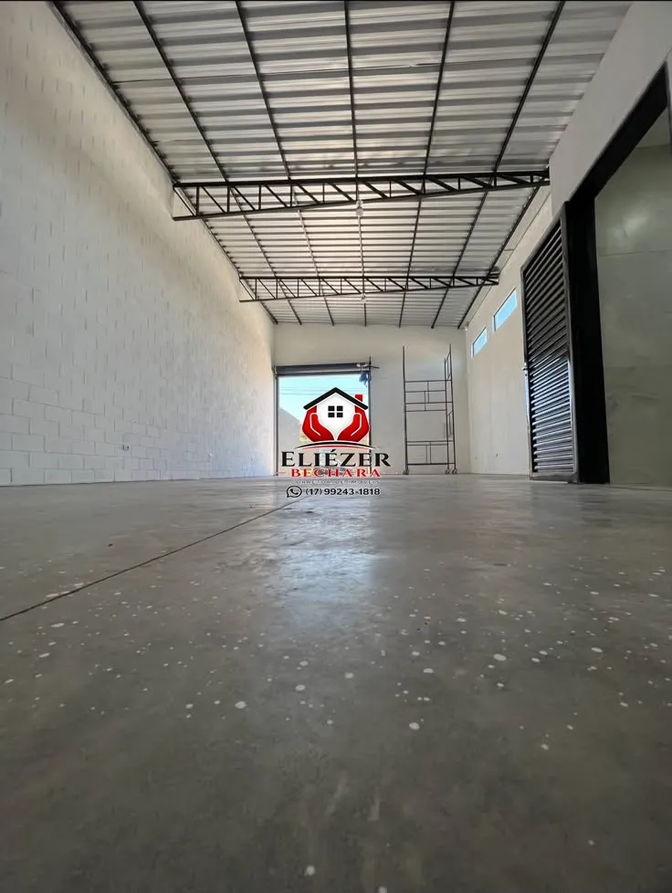 Loja / Salão / Ponto Comercial à venda, 200m² — foto 1 de 6