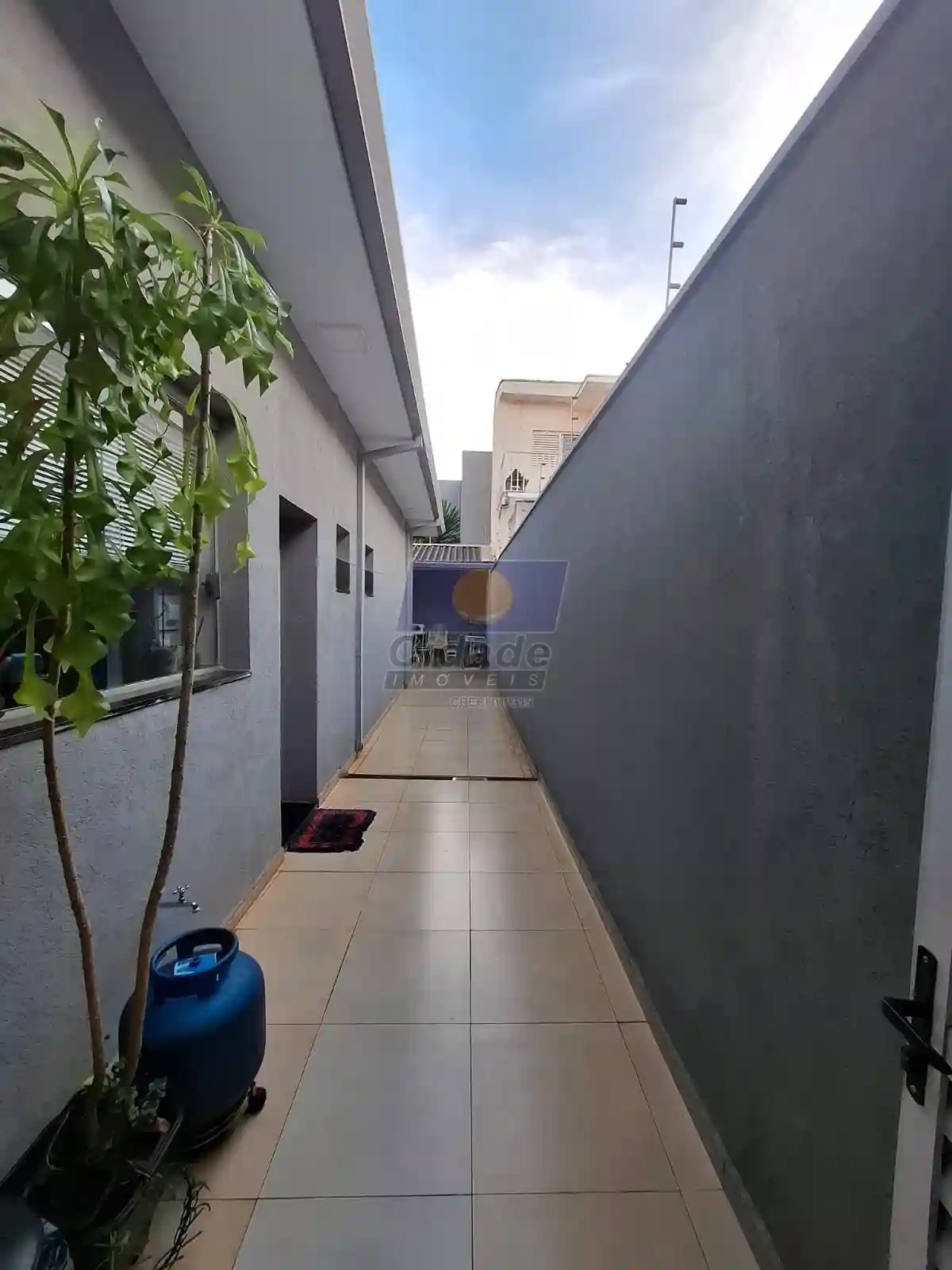 Casa com 3 quartos à venda, 165m² — foto 23 de 27