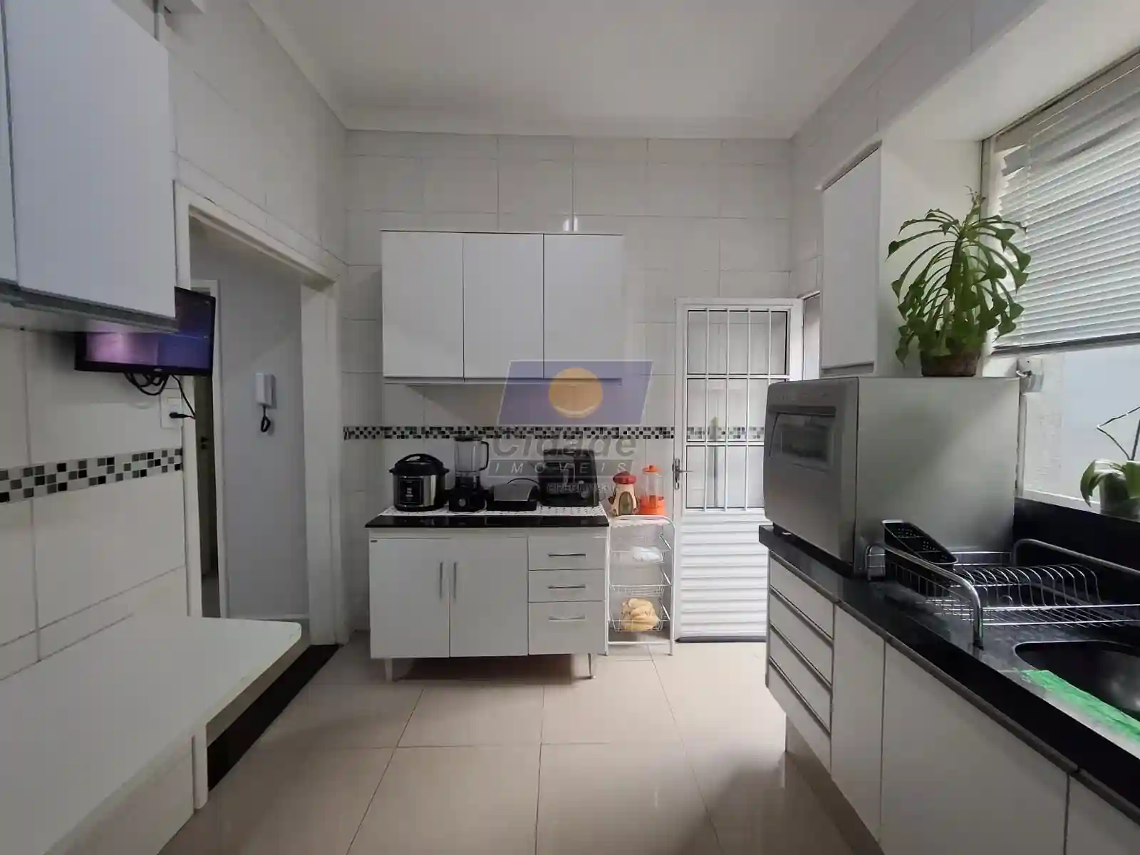 Casa com 3 quartos à venda, 165m² — foto 13 de 27