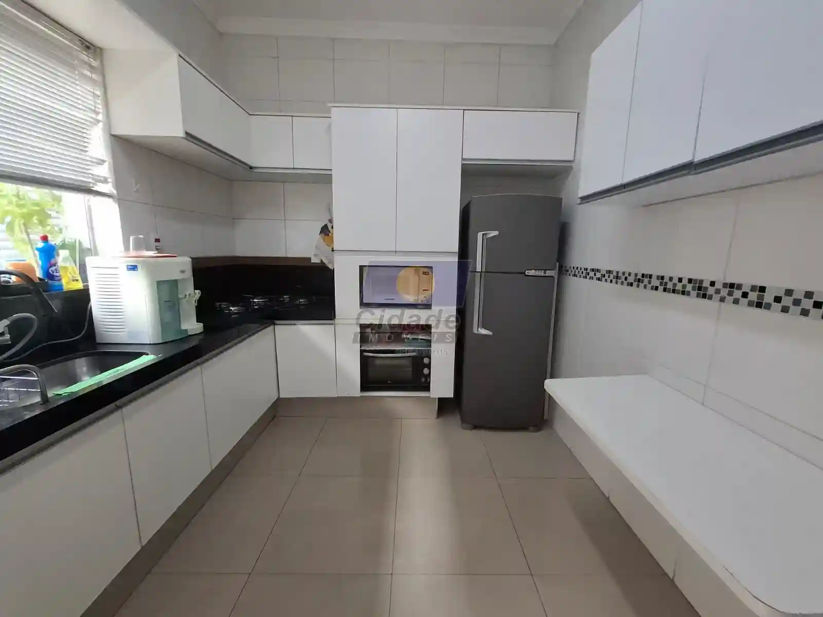 Casa com 3 quartos à venda, 165m² — foto 14 de 27