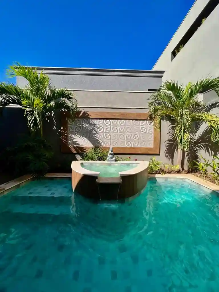 Casa de Condomínio com 4 quartos à venda, 284m² — foto 2 de 8